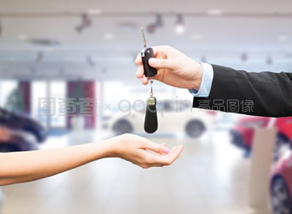 汽車銷售 以鑰匙開啟信任，以服務關閉交易