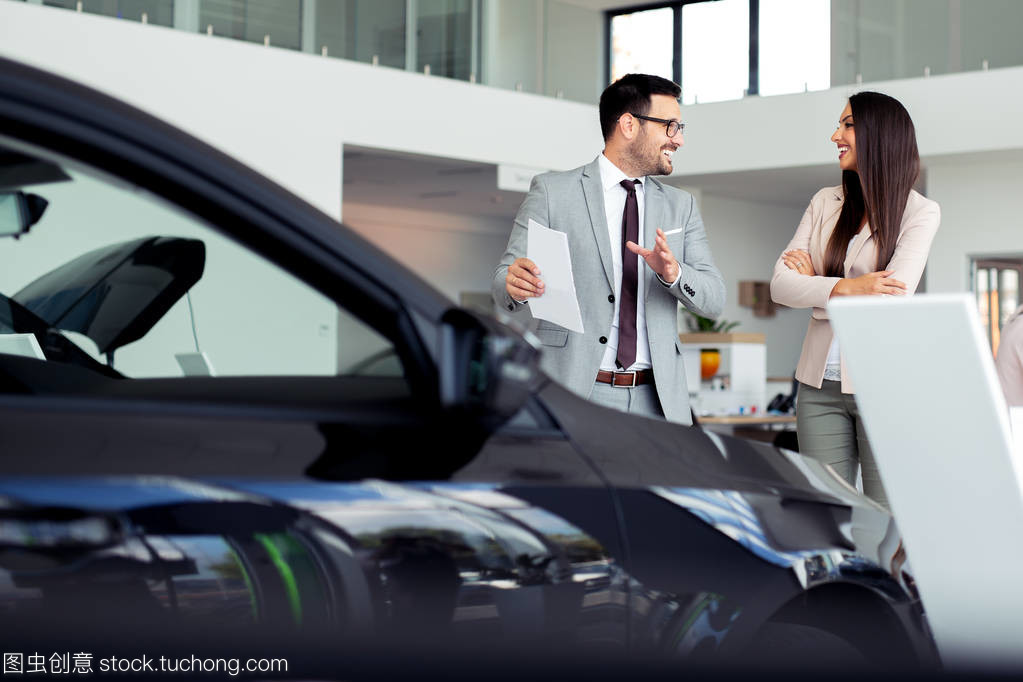 汽車銷售 展廳展示車是否值得推薦給買家？